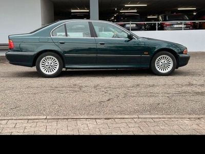 gebraucht BMW 520 i Limousine