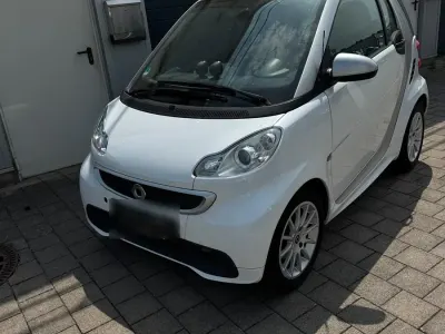 Gebraucht Smart ForTwo Coupé 71 PS (52 kW) 2013 Weiß Coupé