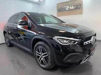 Gebraucht Mercedes GLA200 163 PS (119 kW) 2022 Schwarz SUV