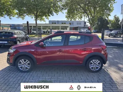 Gebraucht Dacia Sandero Comfort 91 PS (66 kW) 2022 Npi/kalaharirot Kleinwagen
