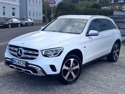 Gebraucht Mercedes GLC300e 194 PS (142 kW) 2021 Weiß SUV