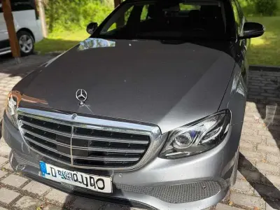 Gebraucht Mercedes E200 156 PS (114 kW) 2020 Silber Limousine