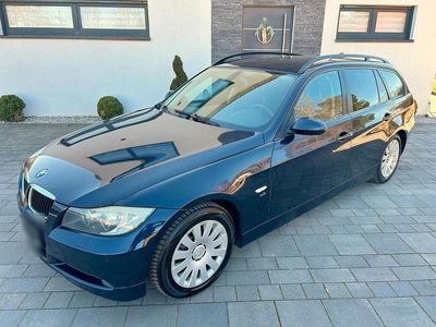 Gebraucht BMW 320 170 PS (125 kW) 2008 Blau Kombi
