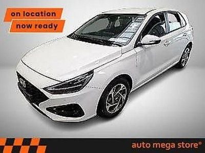 Gebraucht Hyundai i30 Style 101 PS (74 kW) 2024 Weiß Limousine