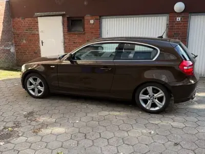 Gebraucht BMW 116 122 PS (89 kW) 2009 Braun Kleinwagen