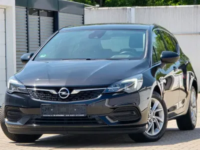 Gebraucht Opel Astra Elegance 122 PS (89 kW) 2022 Schwarz Kleinwagen