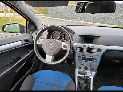 Opel Astra GTC