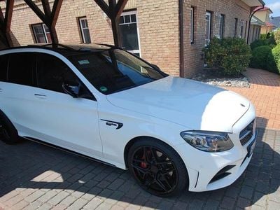 Gebraucht Mercedes C43 AMG AMG 450 PS (330 kW) 2019 Weiß Kombi