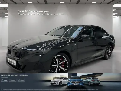 Gebraucht BMW 550e M Sport 313 PS (230 kW) 2025 Schwarz Limousine