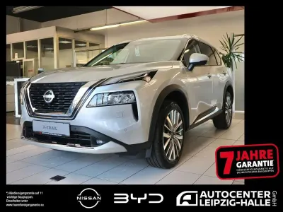 Neu Nissan X-Trail Tekna 163 PS (119 kW) 2025 New silver SUV