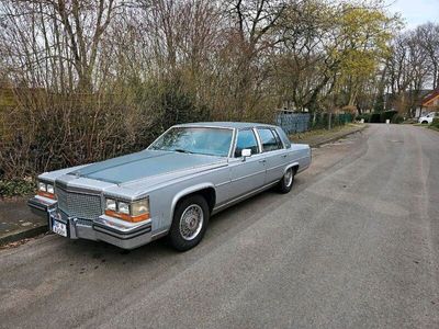 gebraucht Cadillac Fleetwood Brougham 5L v8