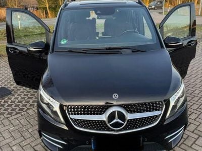 Gebraucht Mercedes V300 AMG line 239 PS (175 kW) 2020 Schwarz Van / Kleinbus