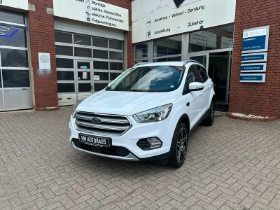 Gebraucht Ford Kuga Titanium 175 PS (128 kW) 2019 Weiß SUV