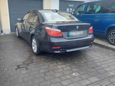 Usata BMW 525 210 CV (154 kW) 2005 Blu Berlina