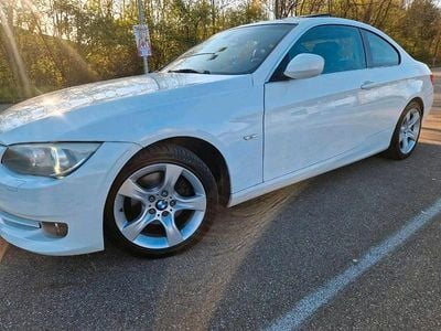 Gebraucht BMW 328 Sport Line 245 PS (180 kW) 2010 Weiß Coupé