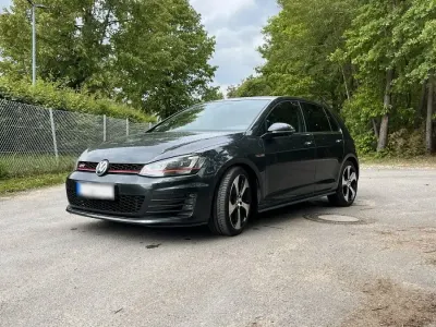 Gebraucht VW Golf VII GTI 230 PS (169 kW) 2014 Grau Limousine