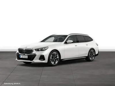 Używany BMW 520 M Sport 197 KM (144 kW) 2025 Biały Kombi