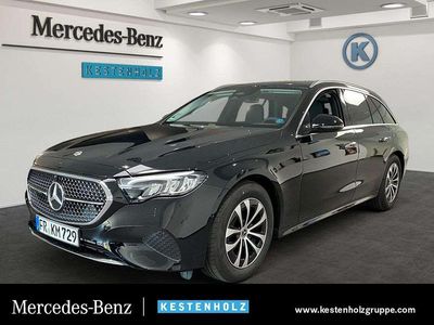 Schwarz Gebraucht 2025 Mercedes E200 Avantgarde Limousine | 57.850 €