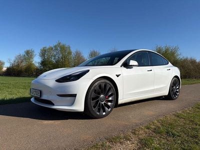 Begagnad Tesla Model 3 Performance 377 kW (513 HK) 2021 Vit Sedan