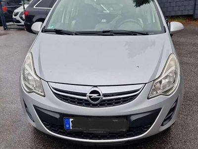 Second-hand Opel Corsa Active 87 CP (63 kW) 2013 Argintiu Hatchback