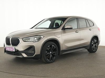 Kaschmirsilber Gebraucht 2021 BMW X1 Advantage SUV | 19.806 € (Guter Preis)