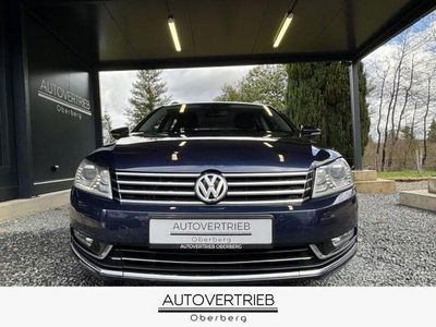 Gebraucht VW Passat Highline 140 PS (102 kW) 2011 Blau Kombi