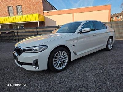 Gebraucht BMW 530e Luxury Line 184 PS (135 kW) 2022 Alpinweiss iii Limousine