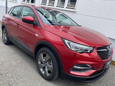Rot Gebraucht 2021 Opel Grandland X Edition SUV | 20.900 € (Superpreis)