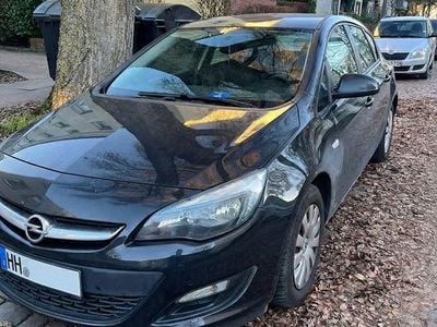 Schwarz Gebraucht 2014 Opel Astra Selection Limousine | 7.300 € (Fairer Preis)