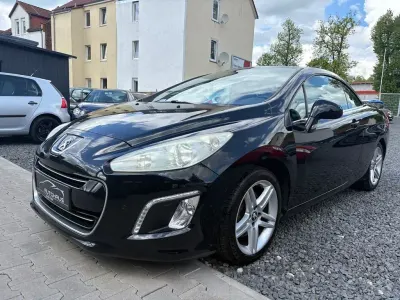 Gebraucht Peugeot 308 CC Active 156 PS (114 kW) 2012 Schwarz Cabrio