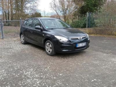 Gebraucht Hyundai i30 109 PS (80 kW) 2009 Schwarz Limousine