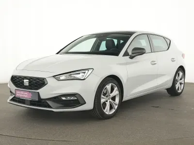 Usata Seat Leon FR 150 CV (110 kW) 2022 Bianco Berlina