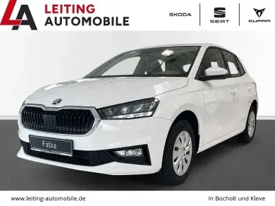 Gebraucht Skoda Fabia Essence 80 PS (58 kW) 2024 Weiss Kleinwagen