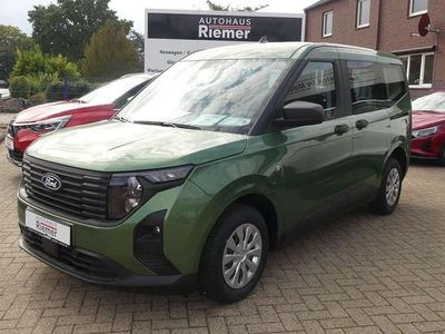 Neu Ford Tourneo Courier Trend 125 PS (91 kW) 2025 Green bursting metallic Van / Kleinbus