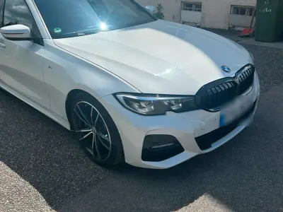 Gebraucht BMW 330 M Sport 258 PS (189 kW) 2021 Weiß Kombi