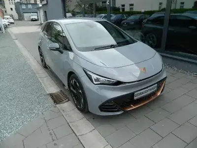 Używany Cupra Born 150 kW (204 KM) 2022 Szary Hatchback