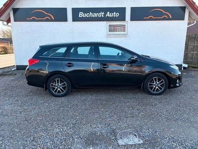 Gebraucht Toyota Auris T2 132 PS (97 kW) 2014 Schwarz Limousine