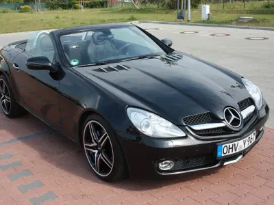 Gebraucht Mercedes SLK350 Sport Edition 305 PS (224 kW) 2010 Schwarz Cabrio