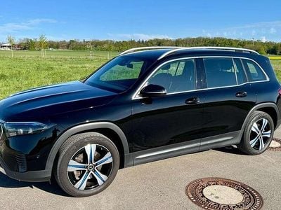 Begagnad Mercedes EQB350 214 kW (292 HK) 2023 Svart SUV