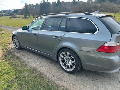 Gebraucht BMW 525 197 PS (144 kW) 2007 Silber Kombi