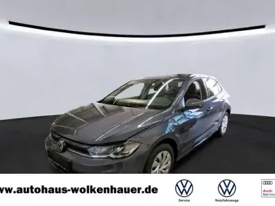 Usata VW Polo Life 80 CV (58 kW) 2023 Grigio Utilitaria