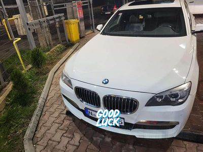 Gebraucht BMW 730 Exclusive 258 PS (189 kW) 2014 Weiß Limousine