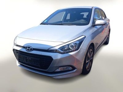 Usata Hyundai i20 YES! 120 CV (88 kW) 2018 Argento Utilitaria