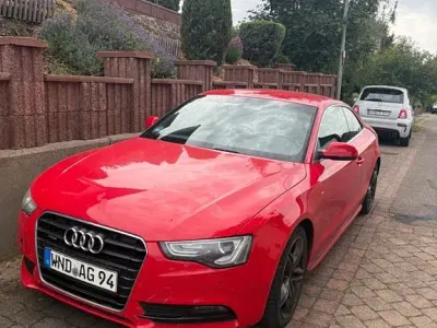 Gebraucht Audi A5 Sport 211 PS (155 kW) 2011 Rot Coupé