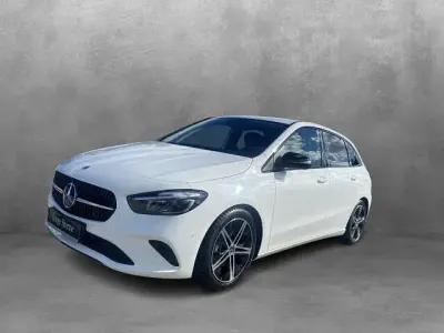 Gebraucht Mercedes B180 Progressive 136 PS (100 kW) 2025 Unilack polarweiß Kleinwagen