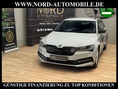 Używany Skoda Superb SportLine 150 KM (110 kW) 2023 Szary Kombi