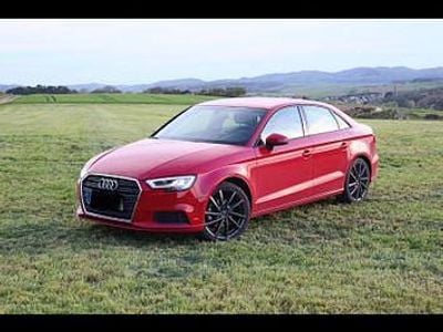 Gebraucht Audi A3 Performance 150 PS (110 kW) 2020 Rot Limousine