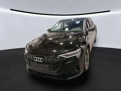 Gebraucht Audi e-tron Ambiente 230 kW (313 PS) 2022 Brillantschwarz SUV