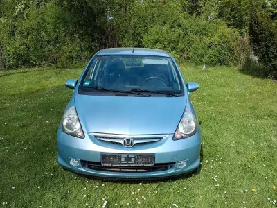 Gebraucht Honda Jazz 83 PS (61 kW) 2008 Blau Kleinwagen
