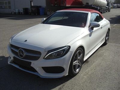 Gebraucht Mercedes C220 AMG 170 PS (125 kW) 2018 Weiß Cabrio